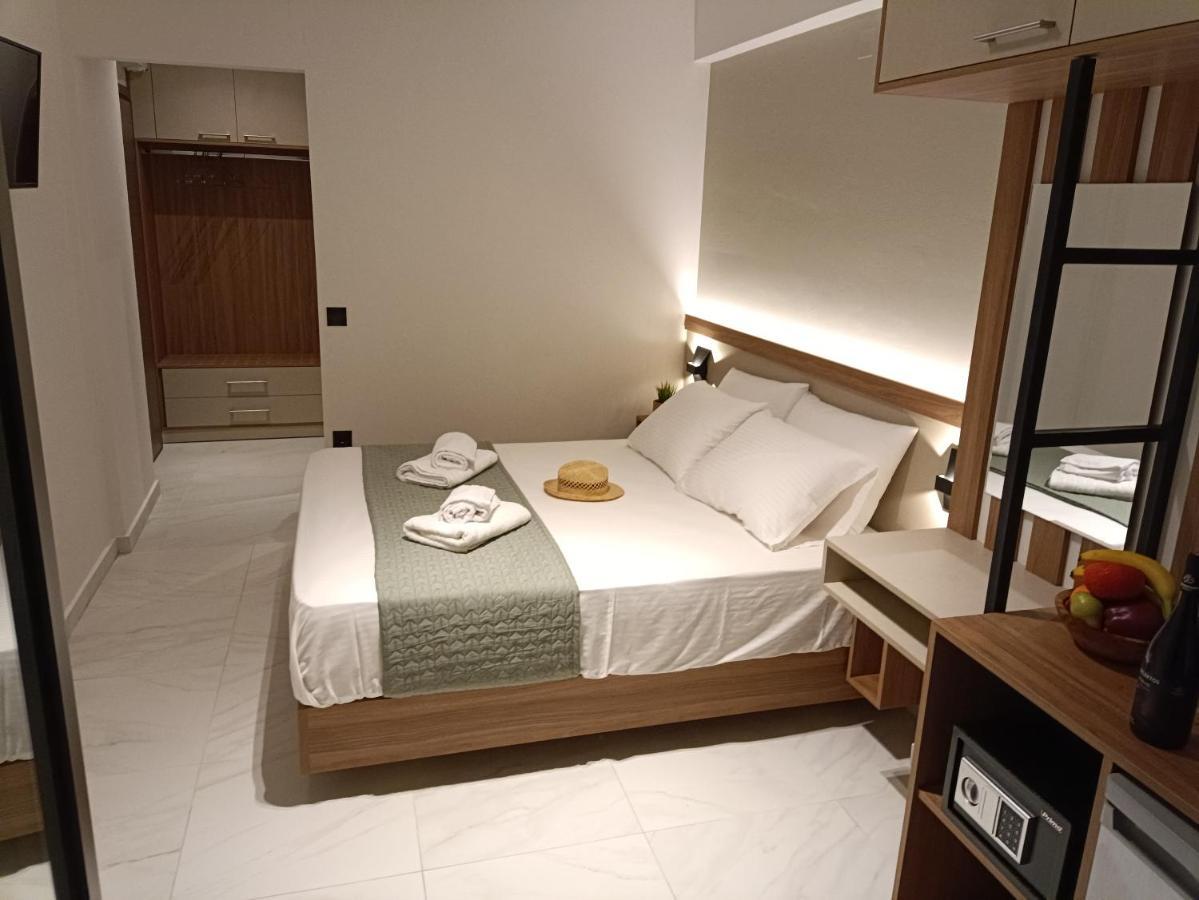 Ruby Luxury Suites La Canea Exterior foto