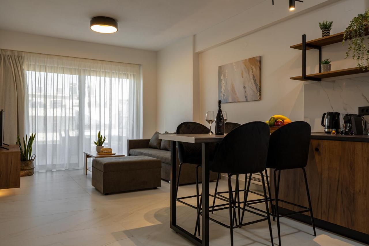 Ruby Luxury Suites La Canea Exterior foto